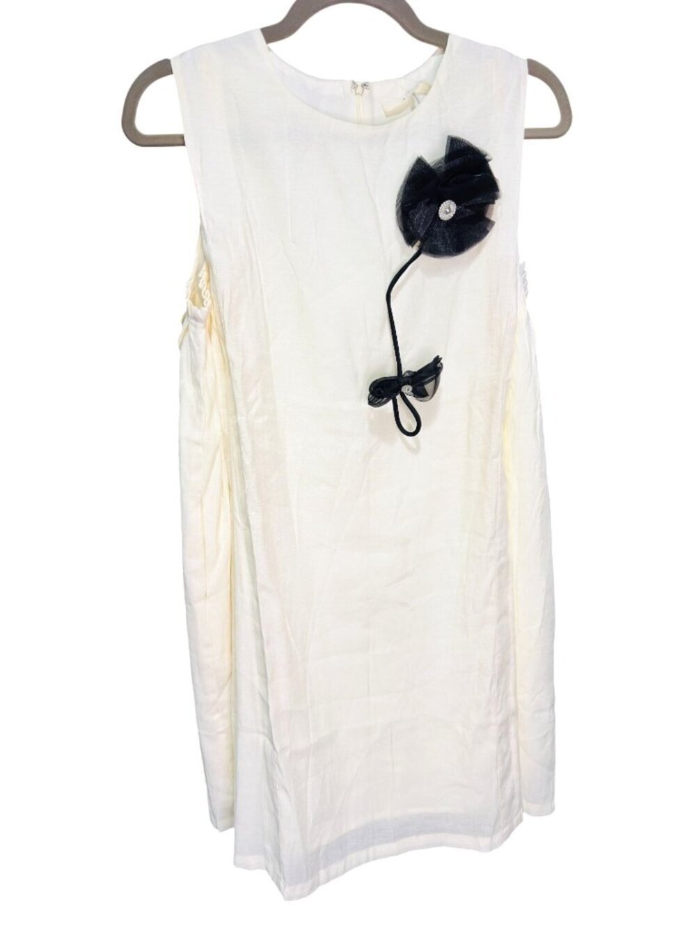 NWOT Rivir Helen Ivory Shift Dress Black Floral Accent Small MSRP $50